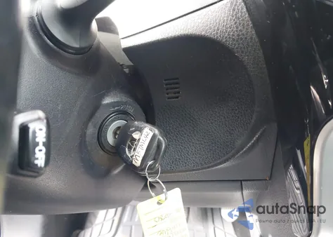 2019 Toyota Corolla Se z USA, uszkodzony, nr VIN 2T1BURHE5KC210345